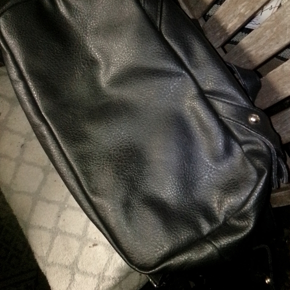 Poverty flats large leather backpack - Picture 9 of 10